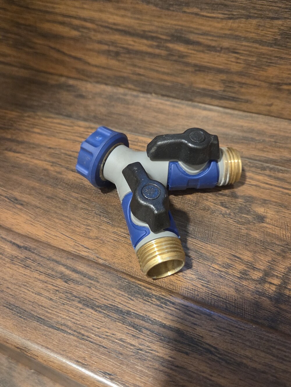 Orbit Zinc 2-Way Restricted Flow Water Shut-Off garden hose splitter.